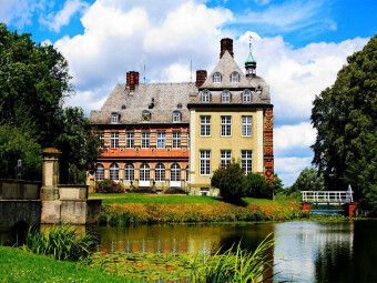 Produktbild: CALVENDO Puzzle Schloss Hovestadt - die heutige Wasserburg mit Hauptschloss wurde 1563-1572 erbaut. | 1000 Teile Lege-Gr&ouml;&szlig;e 64x48cm Foto-Puzzle f&uuml;r gl&uuml;ckliche Stunden