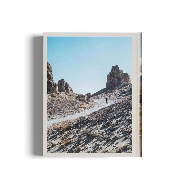 Produktbild: Riding In The Wild