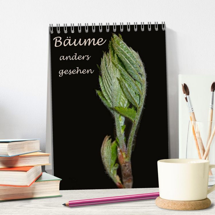 Produktbild: B&auml;ume anders gesehen (Tischkalender 2026 DIN A5 hoch), CALVENDO Monatskalender