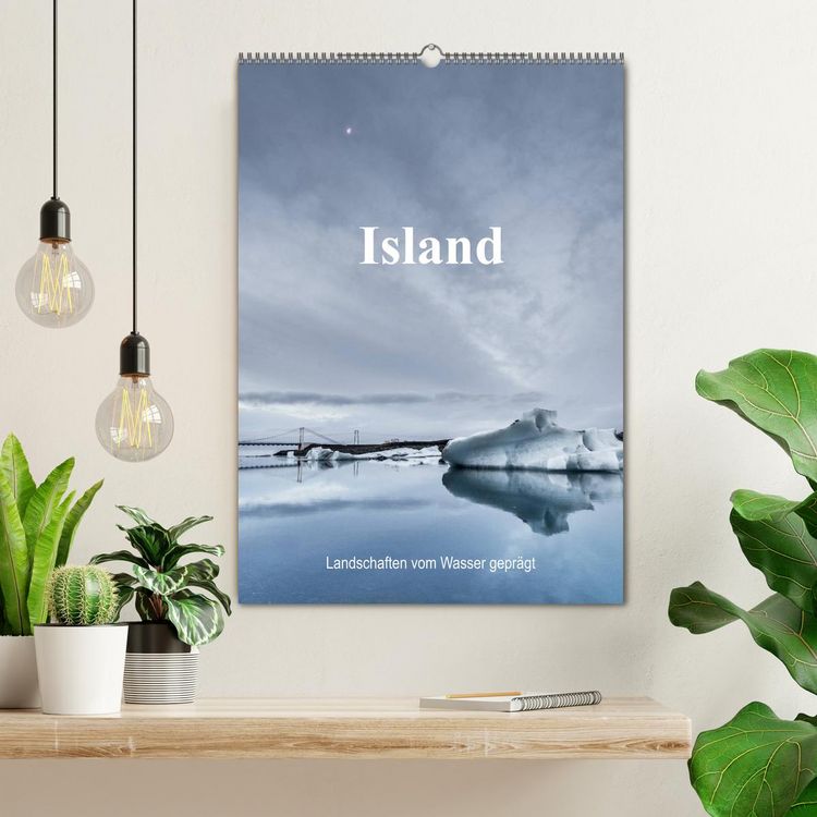 Produktbild: Island - Landschaften vom Wasser gepr&auml;gt (Wandkalender 2026 DIN A2 hoch), CALVENDO Monatskalender