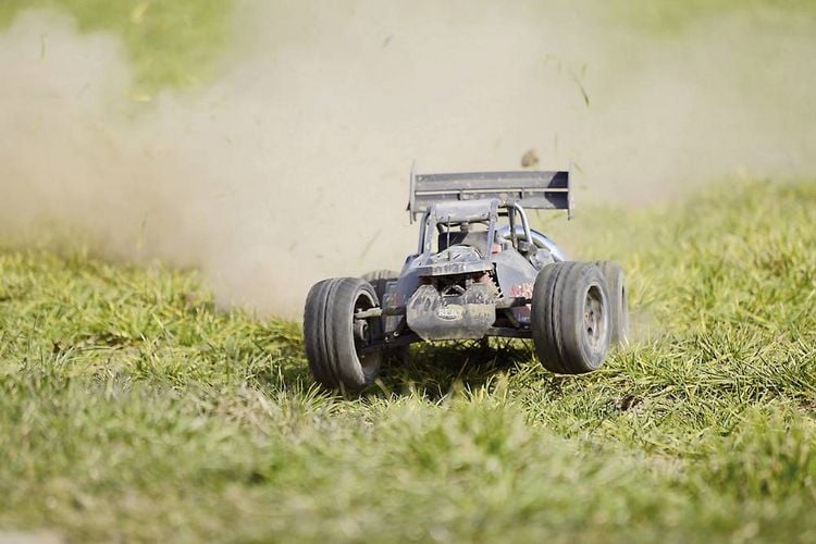 Produktbild: Reely Carbon Fighter III Limited-Edition 1:6 RC Modellauto Benzin Buggy Heckantrieb (2WD) RtR 2,4 GHz Limitiert