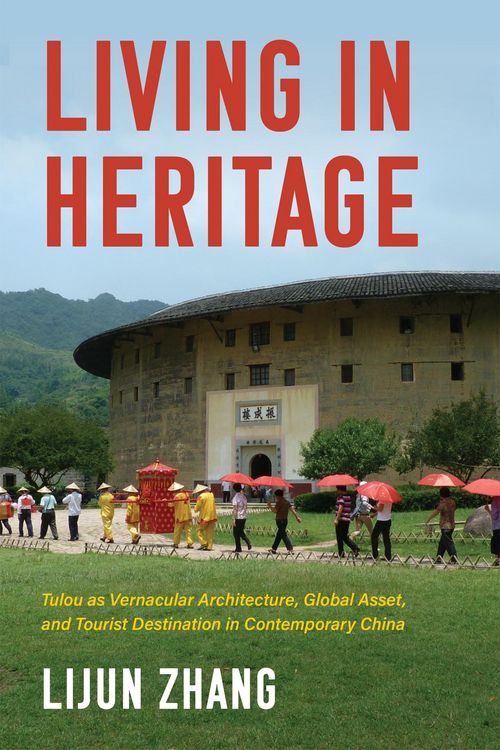 Produktbild: Living in Heritage