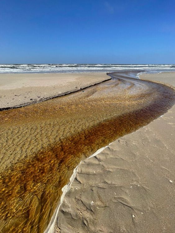 Produktbild: CALVENDO Puzzle Schmaler Wasserlauf am Strand von Sankt Peter-Ording | 1000 Teile Lege-Gr&ouml;&szlig;e 64x48cm Foto-Puzzle f&uuml;r gl&uuml;ckliche Stunden