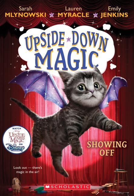 Produktbild: Showing Off (Upside-Down Magic #3)