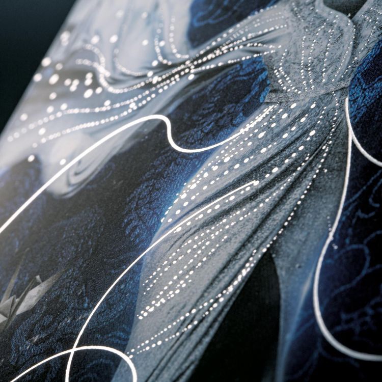 Produktbild: Bestickt mit den Tr&auml;nen des Mondes (Ein Kleid aus Seide und Sternen 2)