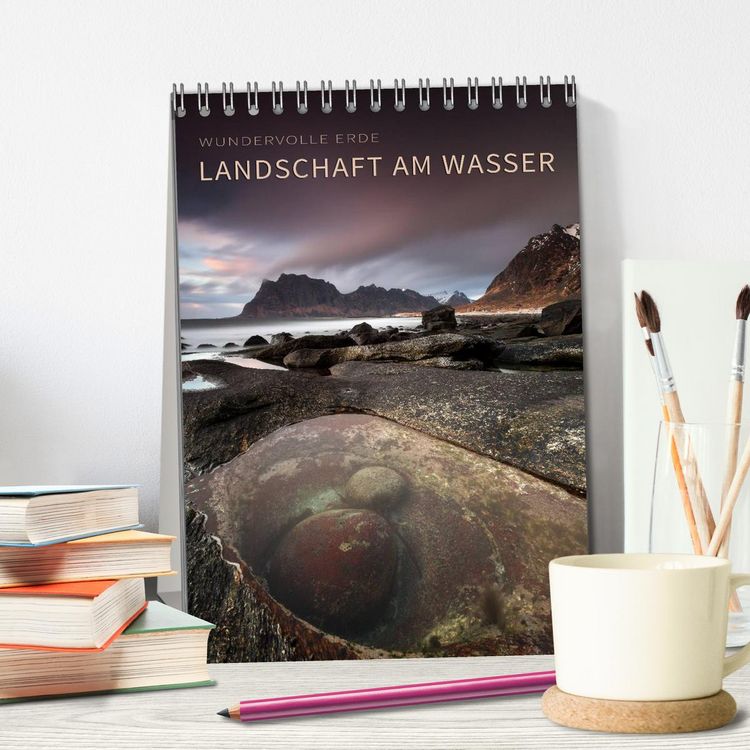 Produktbild: LANDSCHAFT AM WASSER (Tischkalender 2026 DIN A5 hoch), CALVENDO Monatskalender