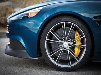 Produktbild: CALVENDO Puzzle Aston Martin Vanquish Volante | 1000 Teile Lege-Gr&ouml;&szlig;e 64x48cm Foto-Puzzle f&uuml;r gl&uuml;ckliche Stunden