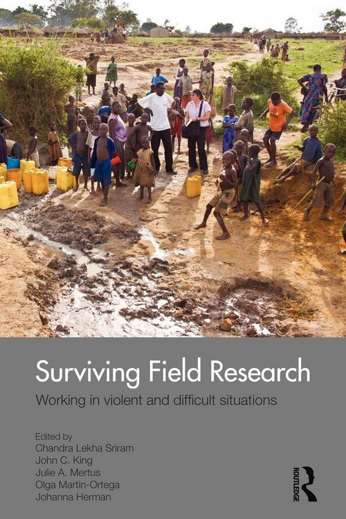 Produktbild: Surviving Field Research