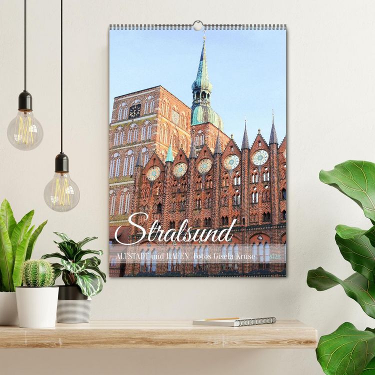 Produktbild: Stralsund - Altstadt und Hafen (Wandkalender 2026 DIN A2 hoch), CALVENDO Monatskalender