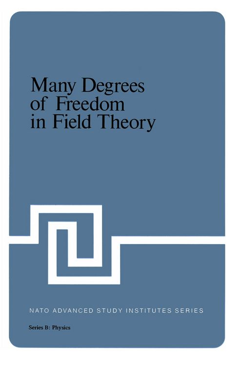 Produktbild: Many Degrees of Freedom in Field Theory