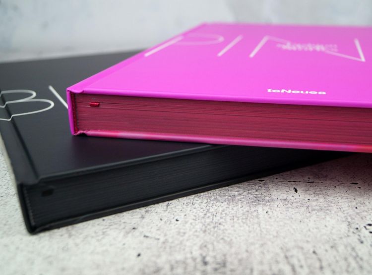 Produktbild: The Pink Book