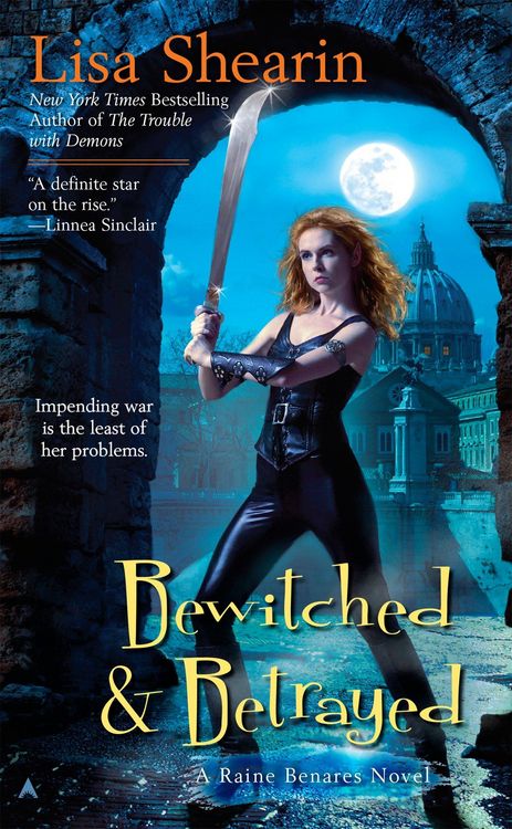 Produktbild: Bewitched & Betrayed