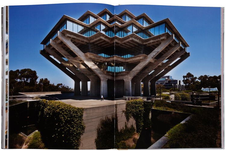 Produktbild: Temples of Books