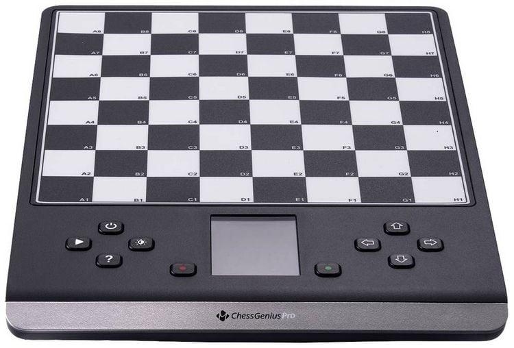 Produktbild: Millennium Schachcomputer ChessGenius Pro