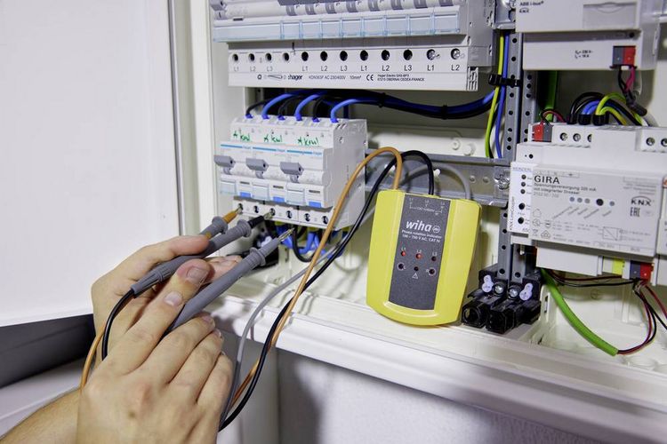 Produktbild: Wiha 45221 Drehfeldtester CAT III 1000 V, CAT IV 600V