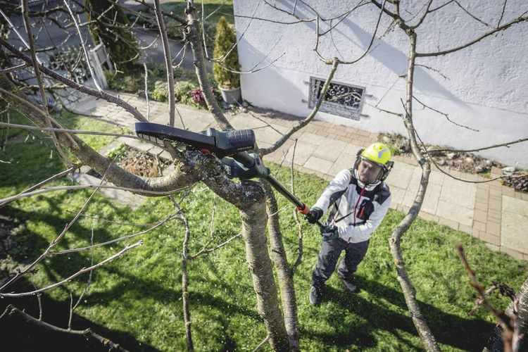 Produktbild: Metabo 600856500 Akku Geh&ouml;lzs&auml;ge inkl. Akku, inkl. Ladeger&auml;t Schwertl&auml;nge 150mm