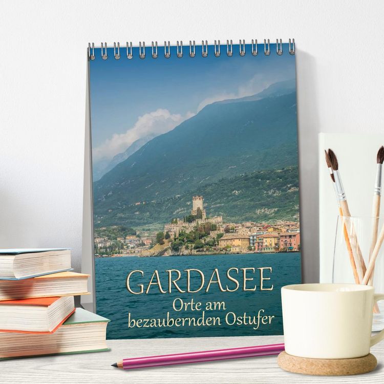 Produktbild: GARDASEE Orte am bezaubernden Ostufer (Tischkalender 2026 DIN A5 hoch), CALVENDO Monatskalender