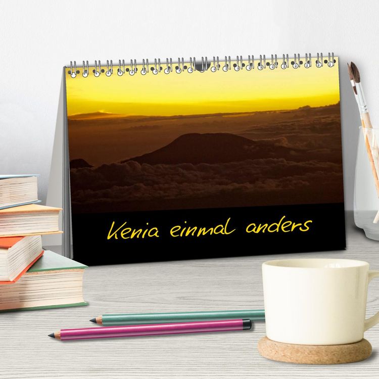 Produktbild: Kenia einmal anders (Tischkalender 2026 DIN A5 quer), CALVENDO Monatskalender