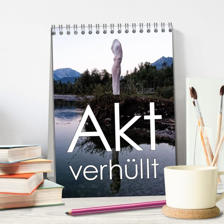 Produktbild: Akt verh&uuml;llt (Tischkalender 2027 DIN A5 hoch), CALVENDO Monatskalender