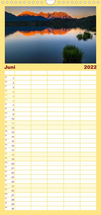 Produktbild: Familienplaner Licht &uuml;ber Alpenlandschaften (Wandkalender 2022 , 21 cm x 45 cm, hoch)