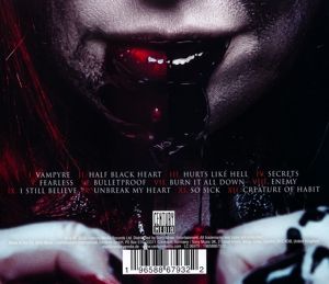 Produktbild: Half Black Heart