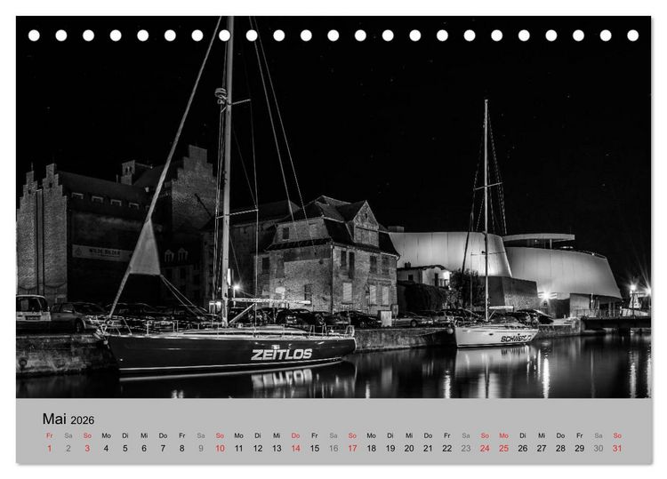 Produktbild: Hansestadt Stralsund bei Nacht (mit GPS-Koordinaten) (Tischkalender 2026 DIN A5 quer), CALVENDO Monatskalender