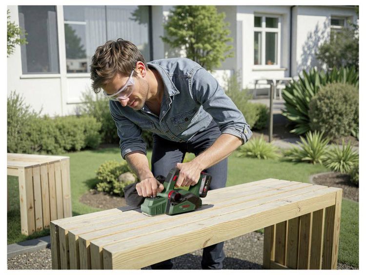 Produktbild: Bosch Home and Garden PHO 18V-20 Akku-Hobel Hobel-Breite: 82 mm
