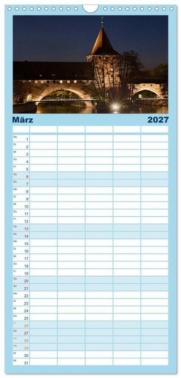 Produktbild: Familienplaner 2027 - N&uuml;rnberg - Die Altstadt bei Nacht mit 5 Spalten (Wandkalender, 21 x 45 cm) CALVENDO