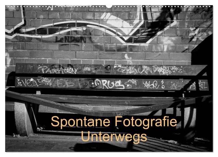 Produktbild: Spontane Fotografie Unterwegs (Wandkalender 2026 DIN A2 quer), CALVENDO Monatskalender