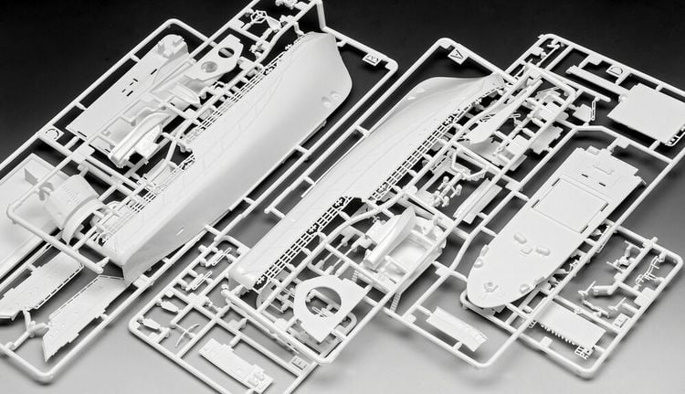 Produktbild: Model Set Seenotkreuzer Hermann Marwede, Revell Modellbausatz mit Basiszubeh&ouml;r