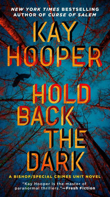 Produktbild: Hold Back the Dark