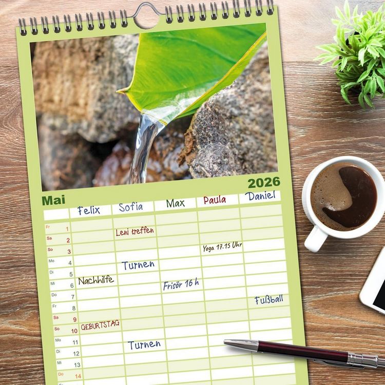Produktbild: Familienplaner 2026 - Natur-Meditationen &ndash; Nimm Dir Zeit mit 5 Spalten (Wandkalender, 21 x 45 cm) CALVENDO