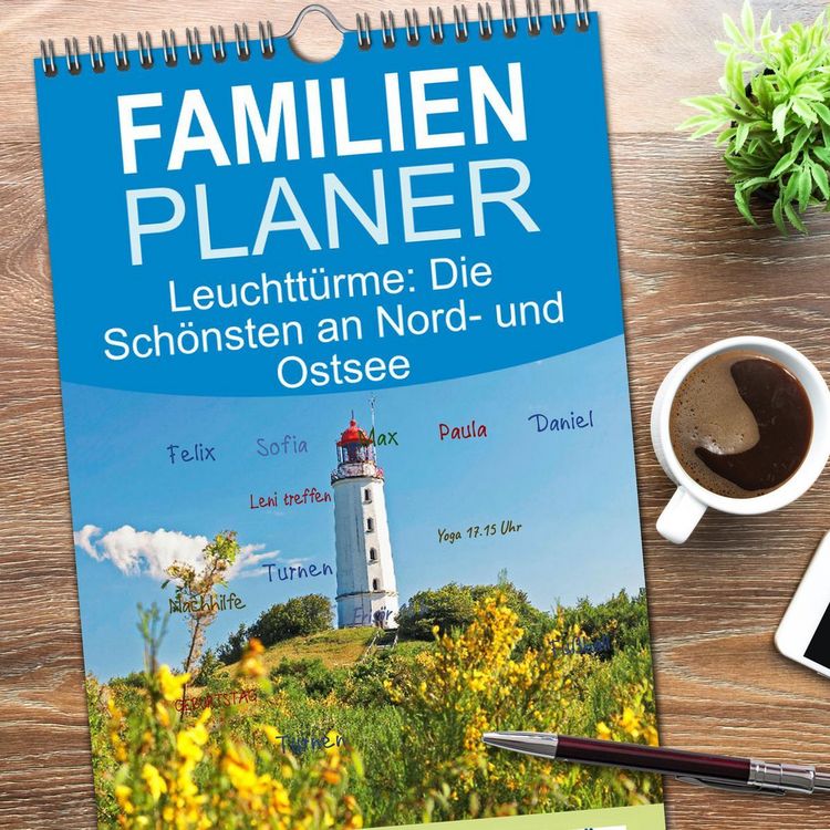 Produktbild: Familienplaner 2026 - Leuchtt&uuml;rme: Die Sch&ouml;nsten an Nord- und Ostsee mit 5 Spalten (Wandkalender, 21 x 45 cm) CALVENDO