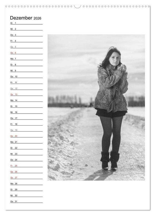Produktbild: Mode in schwarz und wei&szlig; (Wandkalender 2026 DIN A2 hoch), CALVENDO Monatskalender