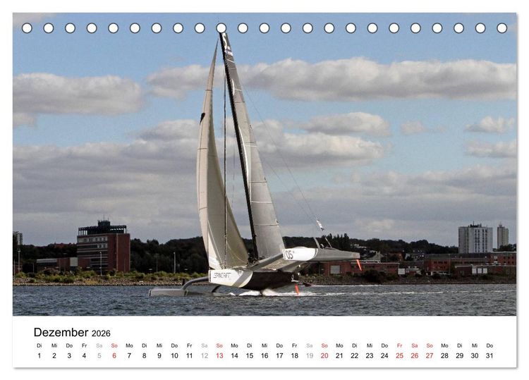 Produktbild: Gigantische Segel-Trimarane (Tischkalender 2026 DIN A5 quer), CALVENDO Monatskalender