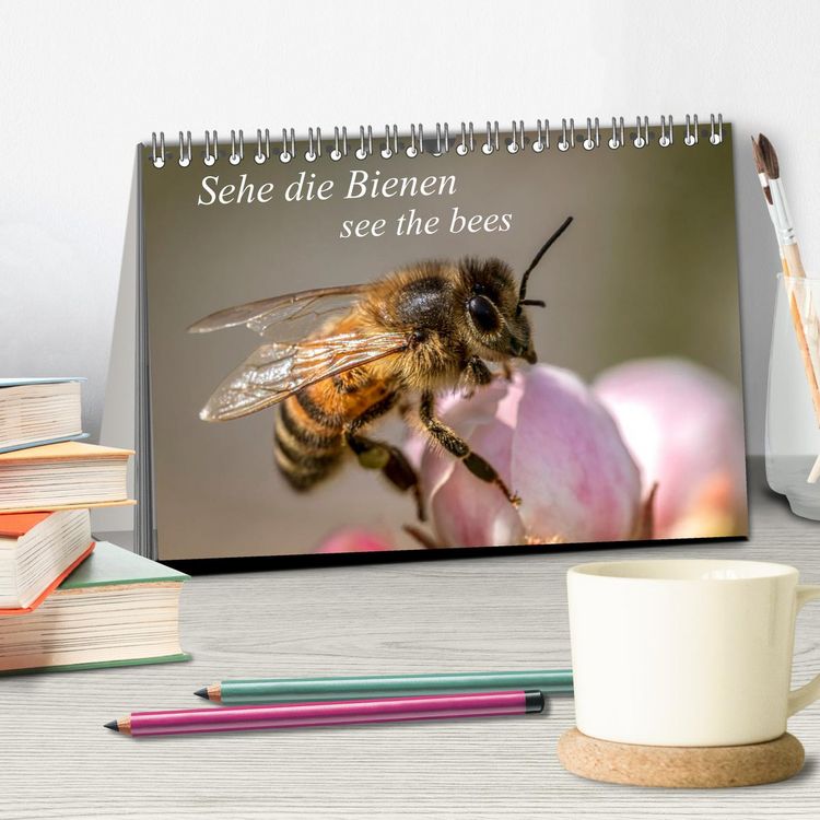 Produktbild: Sehe die Bienen (Tischkalender 2026 DIN A5 quer), CALVENDO Monatskalender