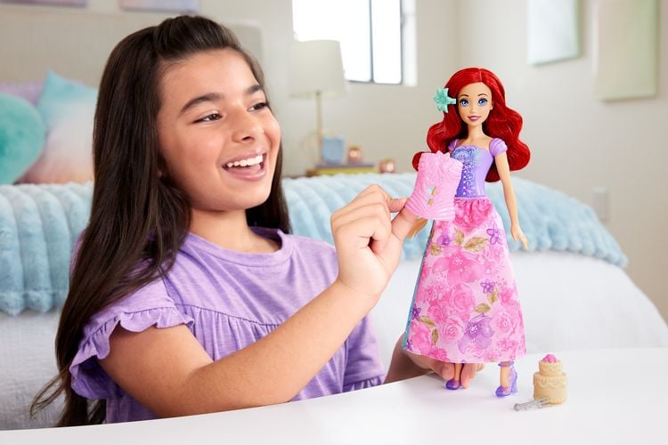 Produktbild: Disney Prinzessin Spin & Reveal Arielle-Modepuppe und Accessoires mit 11 Überraschungen