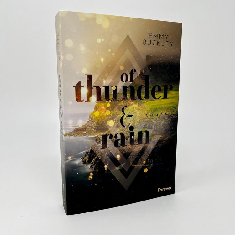Produktbild: Of Thunder and Rain