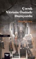 Produktbild: Cocuk Vitrinin &Ouml;n&uuml;nde Duruyordu