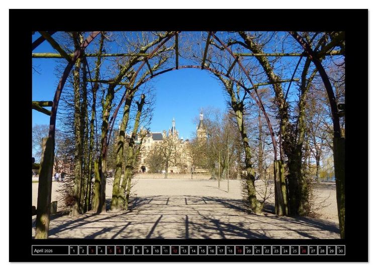 Produktbild: Residenzstadt Schwerin (hochwertiger Premium Wandkalender 2026 DIN A2 quer), Kunstdruck in Hochglanz