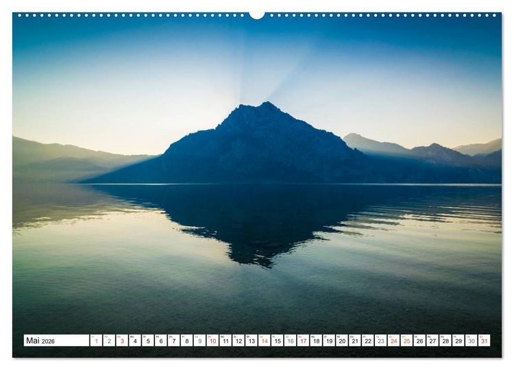 Produktbild: Ein Fr&uuml;hling am Traunsee - Vertr&auml;umte Ansichten (Wandkalender 2026 DIN A2 quer), CALVENDO Monatskalender