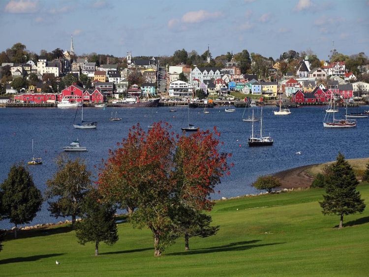Produktbild: CALVENDO Puzzle Lunenburg | 1000 Teile Lege-Gr&ouml;&szlig;e 64x48cm Foto-Puzzle f&uuml;r gl&uuml;ckliche Stunden