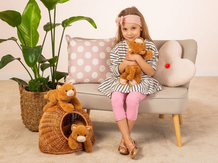 Produktbild: Teddy Hermann 93949 - Katze Kikki mit Schlenkerbeinen, Pl&uuml;schtier, braun, 35 cm