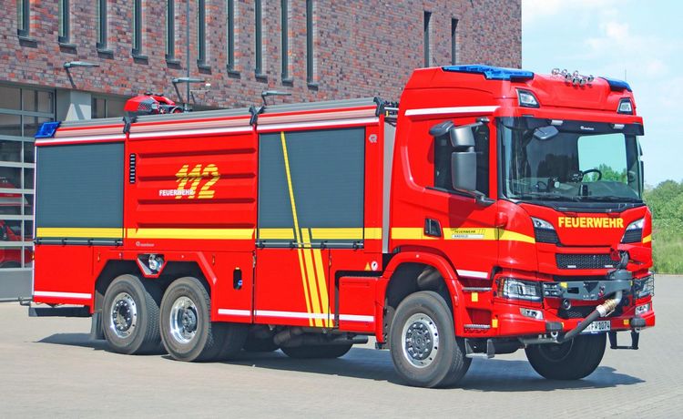 Produktbild: Jahrbuch Feuerwehrfahrzeuge 2026