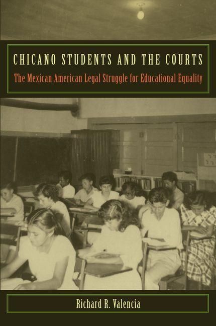 Produktbild: Chicano Students and the Courts