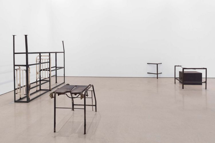 Produktbild: Doris Salcedo