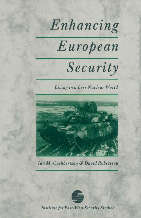 Produktbild: Enhancing European Security
