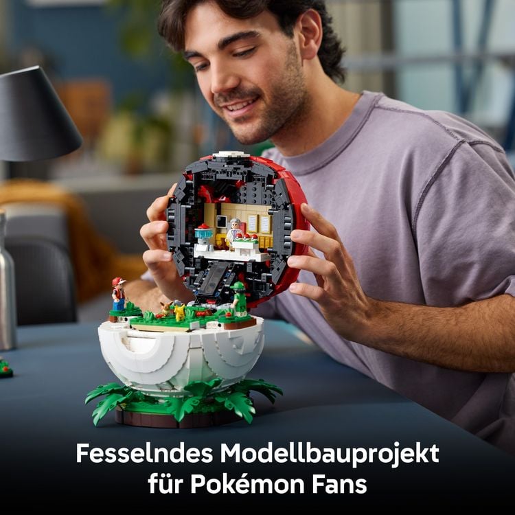 Produktbild: LEGO Pok&eacute;mon Pok&eacute;ball mit Beeindruckenden Trainermomenten Modellbau 72154