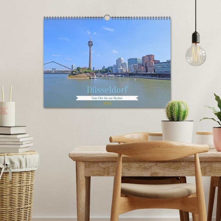 Produktbild: D&uuml;sseldorf Vom Ufer bis zur Skyline (Wandkalender 2026 DIN A3 quer), CALVENDO Monatskalender