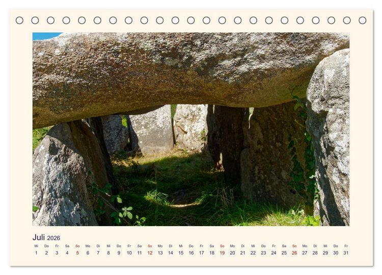Produktbild: Menhire der Bretagne (Tischkalender 2026 DIN A5 quer), CALVENDO Monatskalender